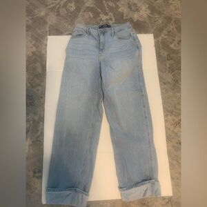 Hollister Juniors Light Blue Straight Leg Cuffed Jeans Size 9/29